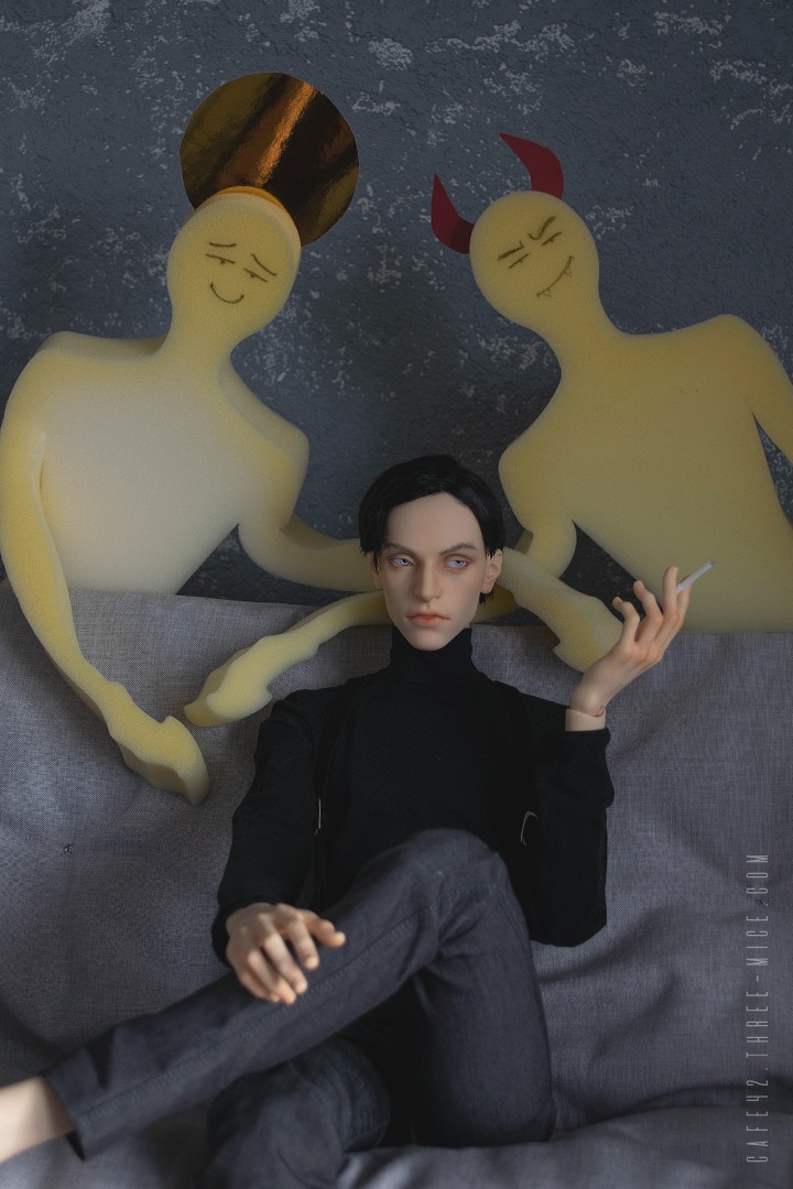 Invisible friends of Mark Karlsson. Cafe 42 | BJD, LLT Isidore